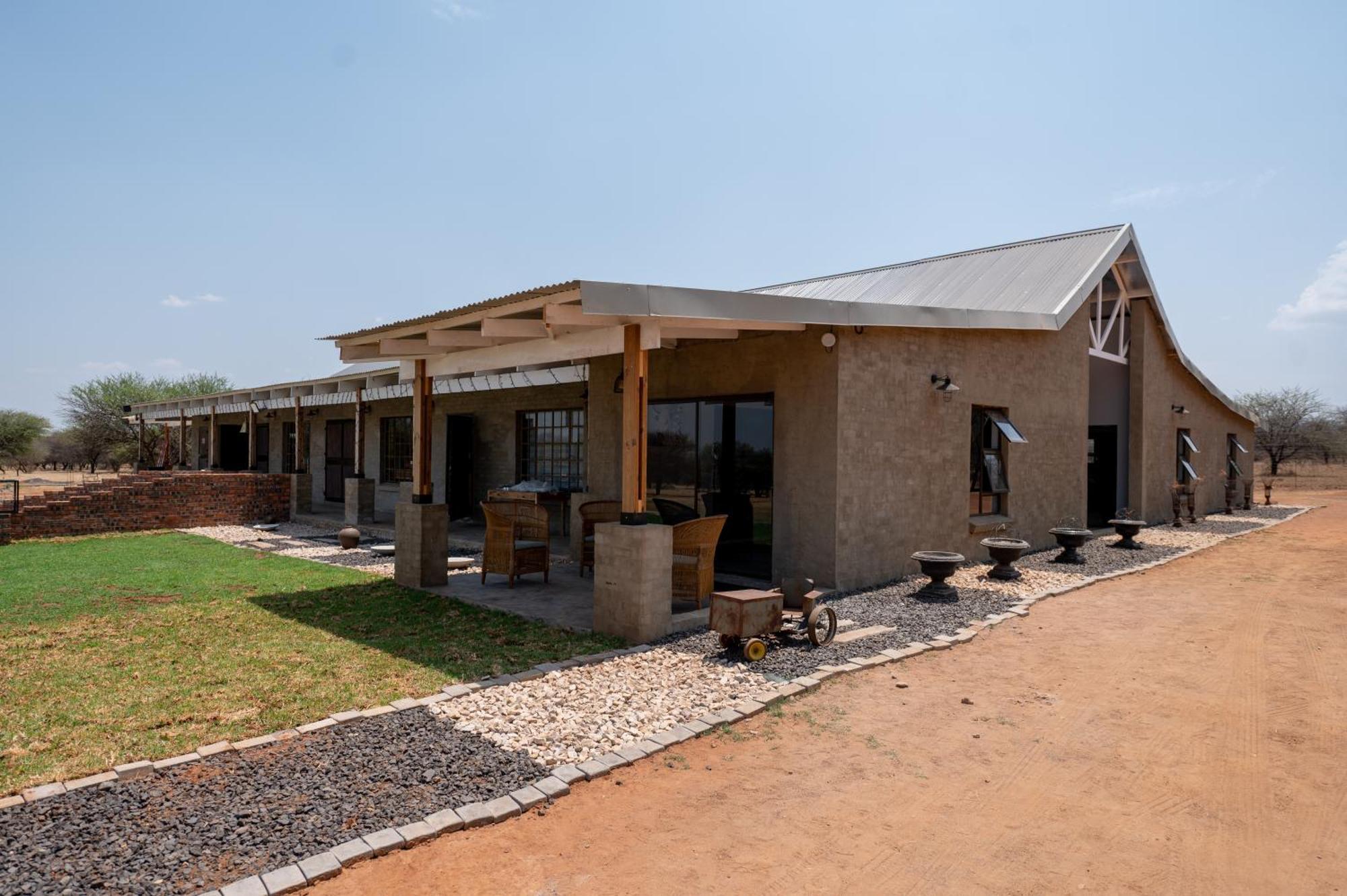 Tula Baba Game Lodge Brits Exterior photo